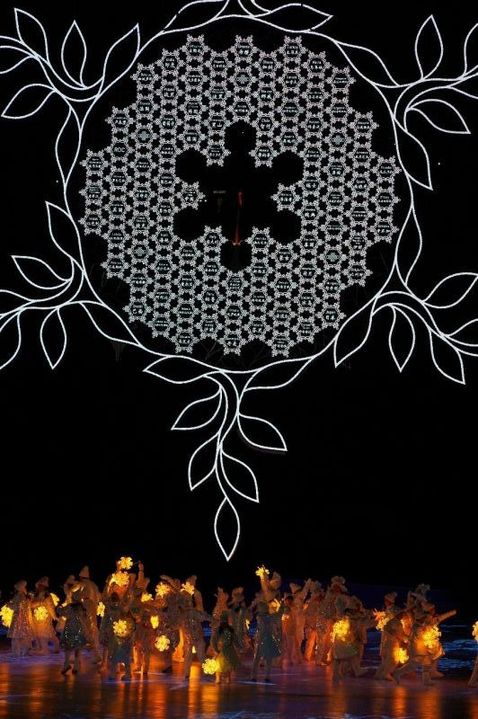 北京冬奥会闭幕式亮点多，中国式浪漫惊艳世界