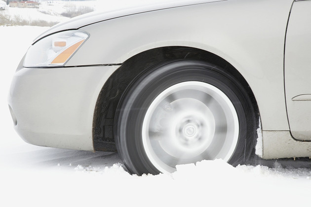 长途自驾轮胎检查_底盘清洗保养_违章高发区域筛查