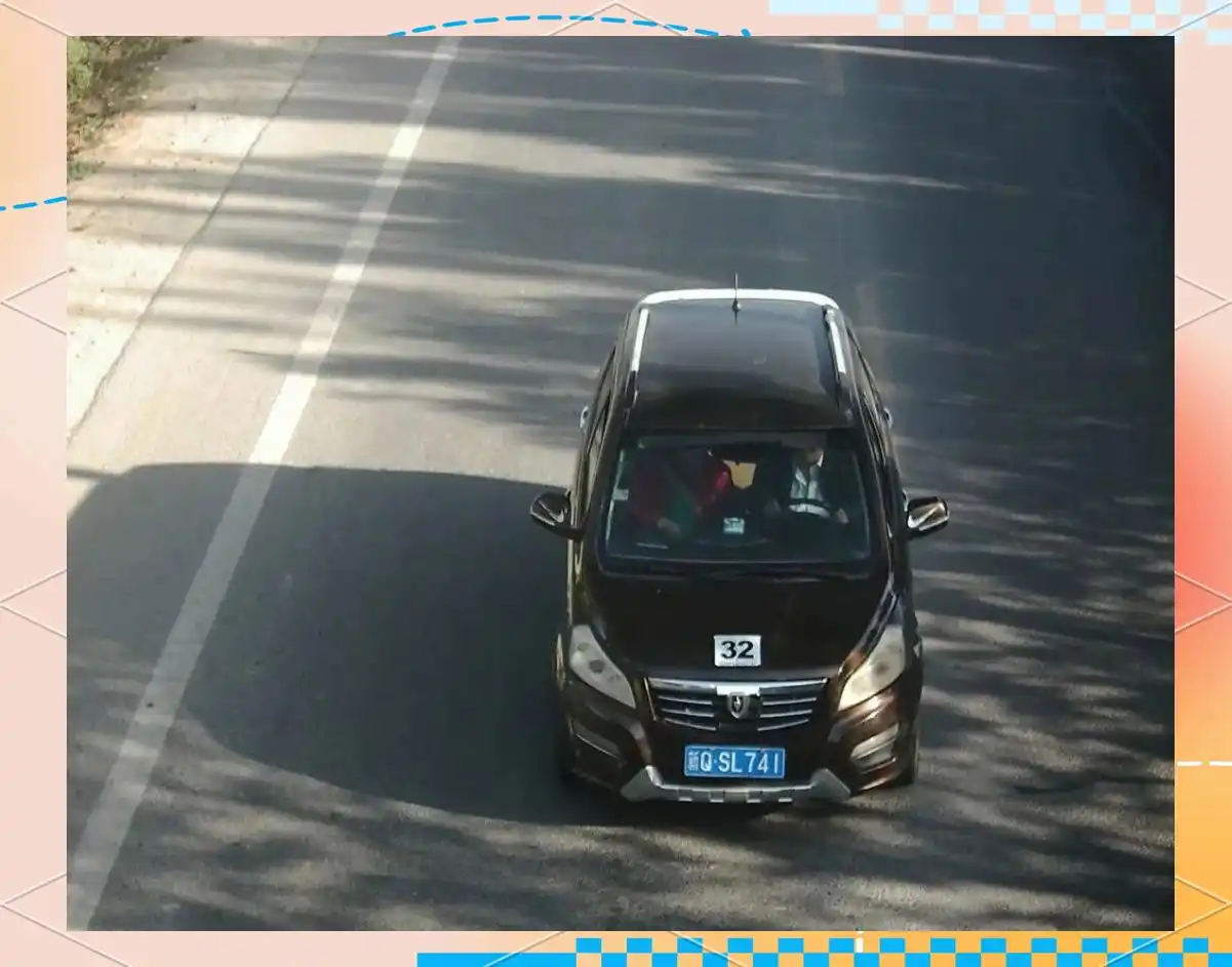 未系安全带交通违法案例_违章警示_交通违法行为曝光案例