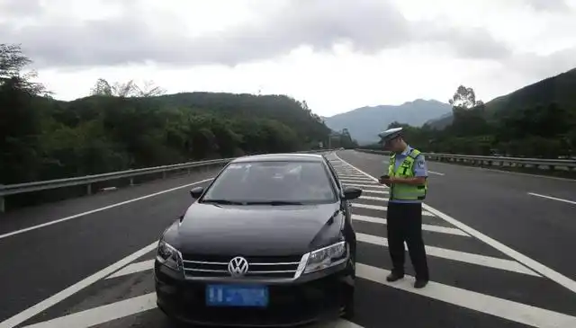 违章高发区域_老司机避坑指南_开车易违章罚款地点