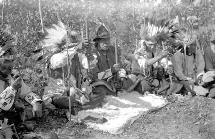 美国原住民疫情数据被忽略_美国原住民新冠疫情死亡率_疫情数据