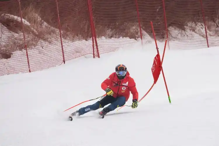 冬奥会精神_体育精神的重要性_羽生结弦拼搏精神